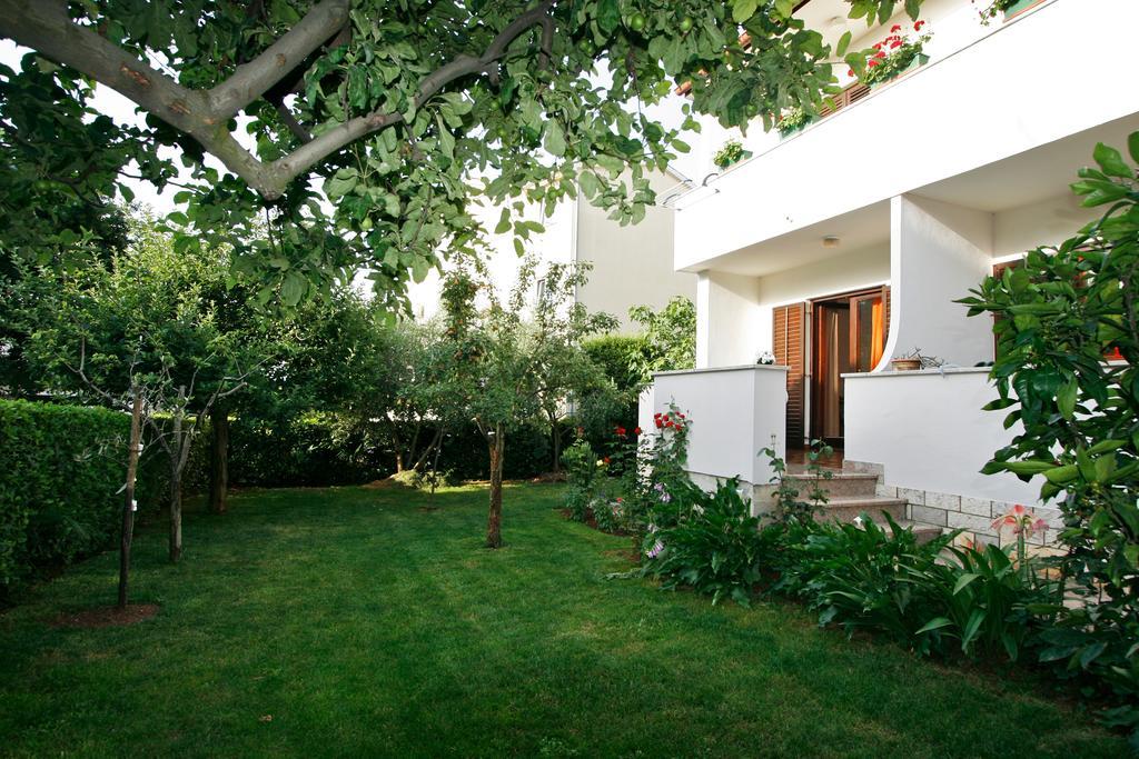 Apartment Nerina Пореч Экстерьер фото